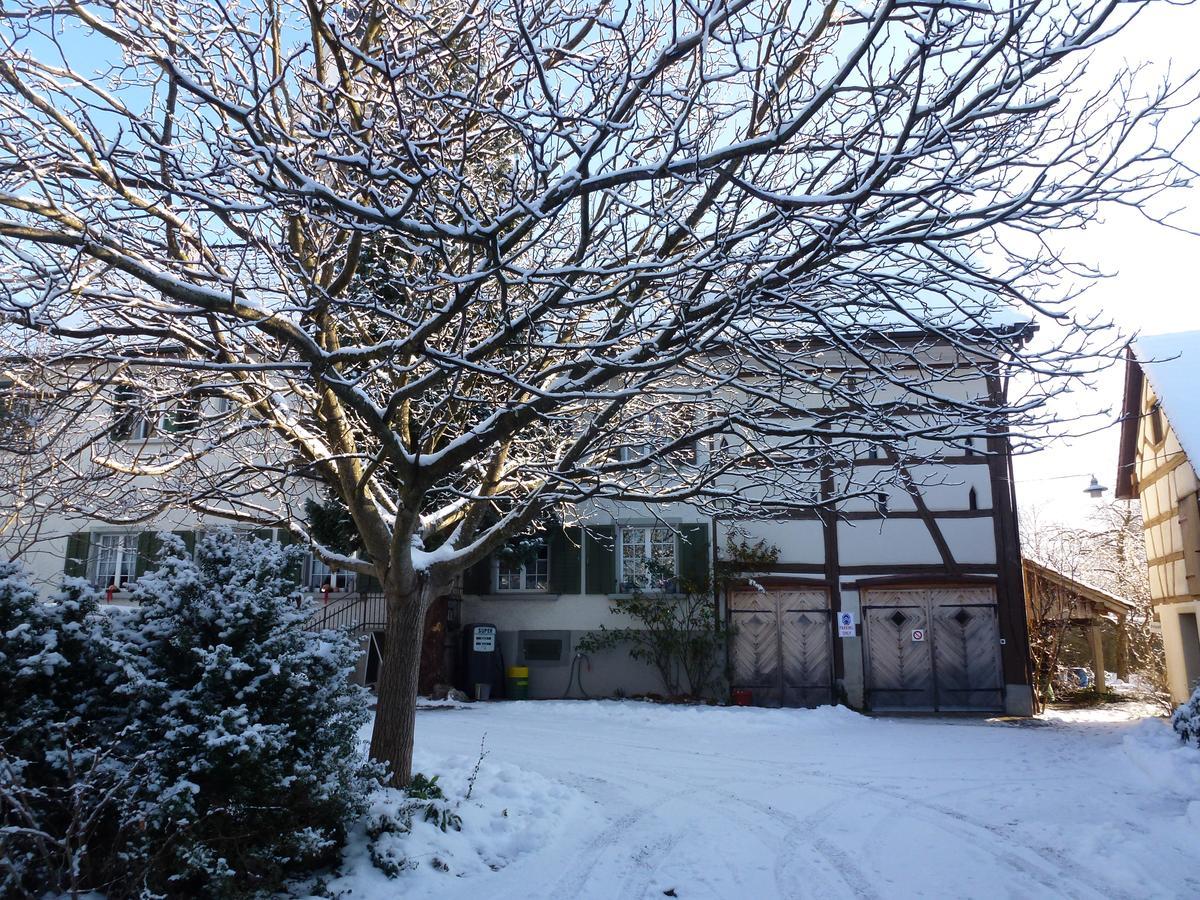 Bed & Breakfast Im Chellhof Benken  ภายนอก รูปภาพ