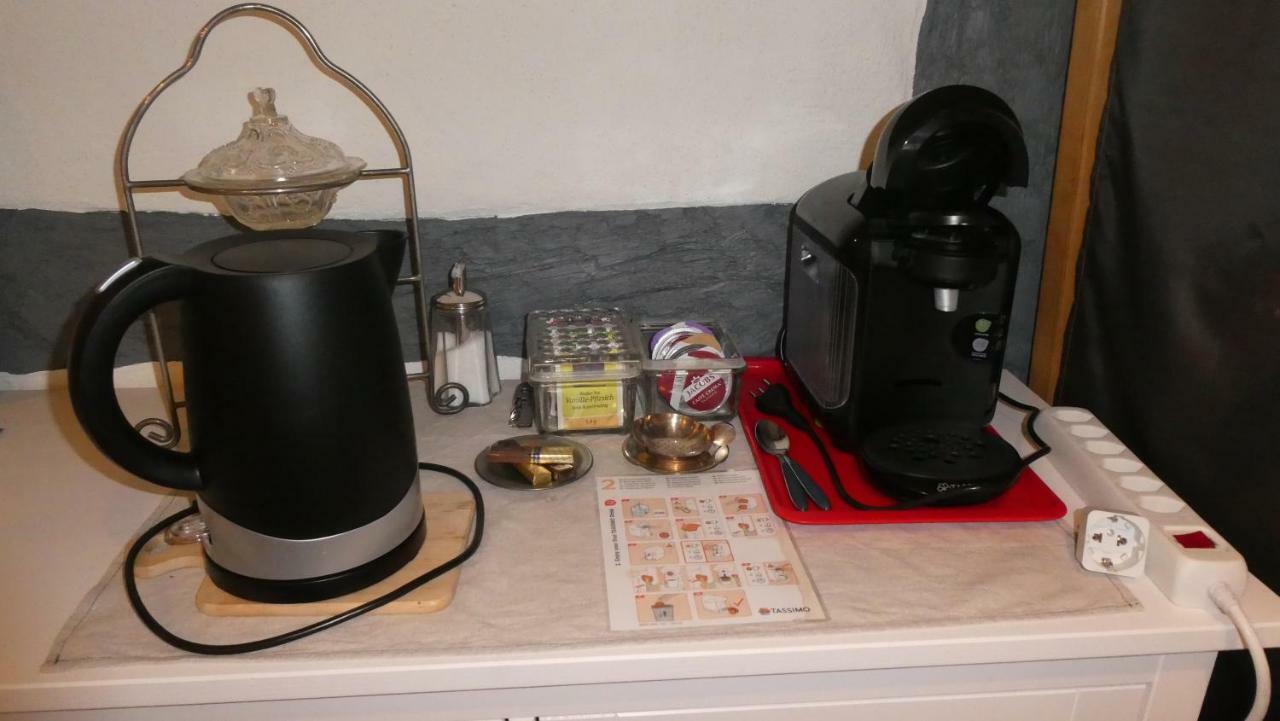 Bed & Breakfast Im Chellhof Benken  ภายนอก รูปภาพ